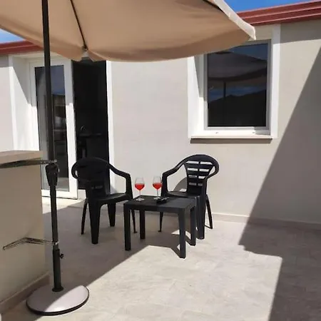 Apartment Giginu's *